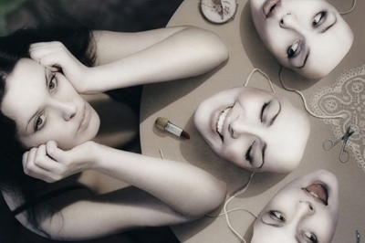 Nhân Cách vs Di Trú