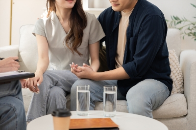 LGBTIQ vs Visa Đính Hôn